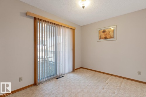 4835 115 Avenue, Edmonton, AB - Indoor Photo Showing Other Room