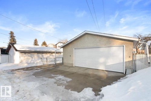 4835 115 Avenue, Edmonton, AB - Outdoor With Exterior