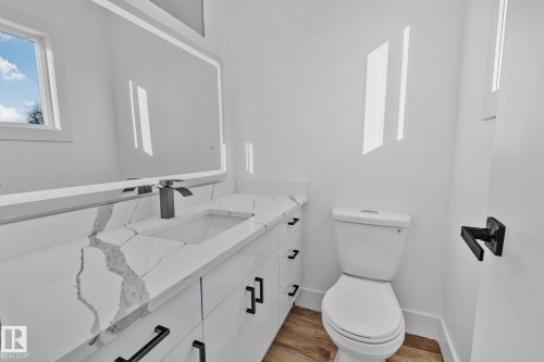 16 Larose Drive, St. Albert, AB - Indoor Photo Showing Bathroom