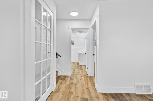 16 Larose Drive, St. Albert, AB - Indoor Photo Showing Other Room