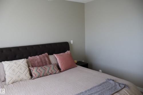 View of bedroom - 9760 - 107 Street, Westlock, AB - Indoor Photo Showing Bedroom