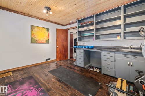 11427 68 Street, Edmonton, AB - Indoor Photo Showing Other Room