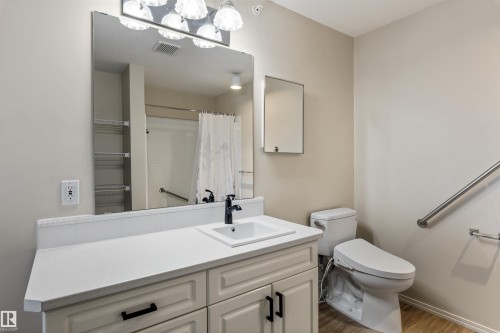 402 78 Mckenney Avenue, St. Albert, AB - Indoor Photo Showing Bathroom