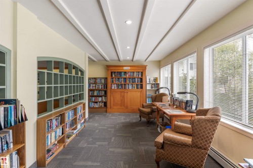 402 78 Mckenney Avenue, St. Albert, AB - Indoor Photo Showing Other Room