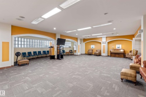 402 78 Mckenney Avenue, St. Albert, AB - Indoor Photo Showing Other Room