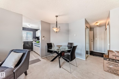347 10520 120 Street, Edmonton, AB - Indoor