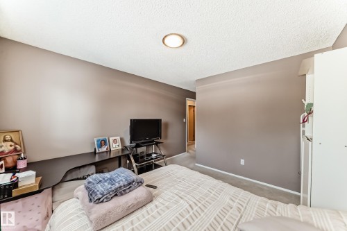 347 10520 120 Street, Edmonton, AB - Indoor Photo Showing Bedroom