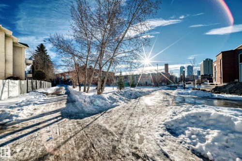 347 10520 120 Street, Edmonton, AB - Outdoor