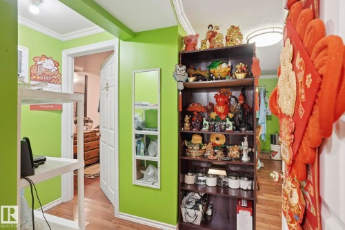 16B 18305 89 Avenue, Edmonton, AB - Indoor