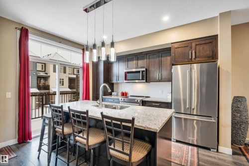 87 600 Bellerose Drive, St. Albert, AB - Indoor Photo Showing Kitchen With Stainless Steel Kitchen With Double Sink With Upgraded Kitchen