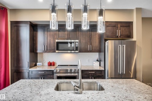 87 600 Bellerose Drive, St. Albert, AB - Indoor Photo Showing Kitchen With Stainless Steel Kitchen With Double Sink With Upgraded Kitchen