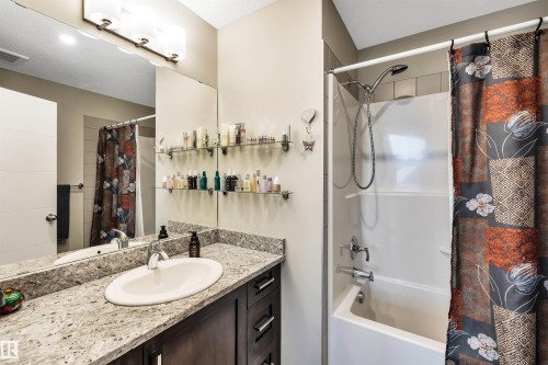 87 600 Bellerose Drive, St. Albert, AB - Indoor Photo Showing Bathroom