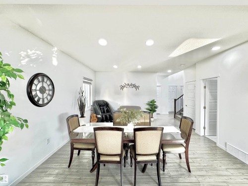 1636 14 Street, Edmonton, AB - Indoor Photo Showing Dining Room