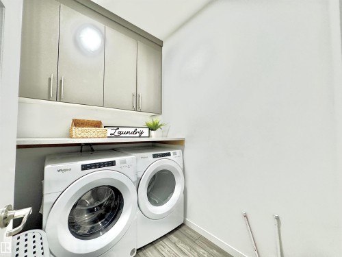 1636 14 Street, Edmonton, AB - Indoor Photo Showing Laundry Room