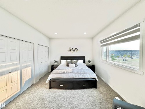 1636 14 Street, Edmonton, AB - Indoor Photo Showing Bedroom