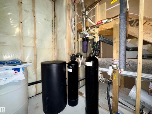 1636 14 Street, Edmonton, AB - Indoor