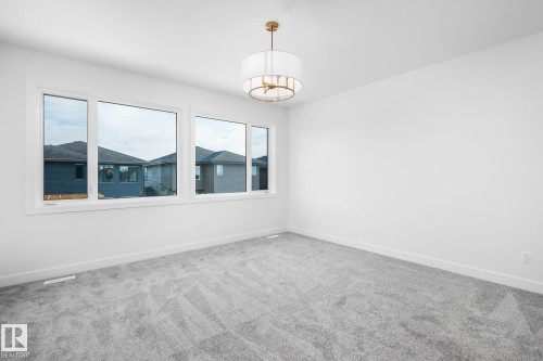 6884 Knox Loop Sw, Edmonton, AB - Indoor Photo Showing Other Room
