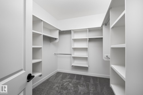 6884 Knox Loop Sw, Edmonton, AB - Indoor With Storage