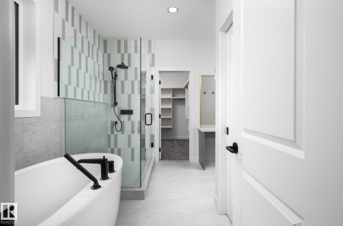 6884 Knox Loop Sw, Edmonton, AB - Indoor