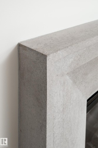 6884 Knox Loop Sw, Edmonton, AB - 