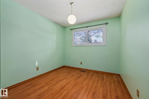 60 Fair Oaks Drive, St. Albert, AB - Indoor Photo Showing Other Room