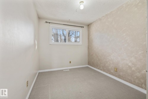60 Fair Oaks Drive, St. Albert, AB - Indoor Photo Showing Other Room
