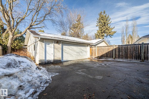 60 Fair Oaks Drive, St. Albert, AB - Outdoor