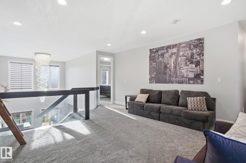 1333 Graydon Hill Way, Edmonton, AB - Indoor