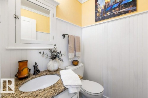 29 Woodlands Road, St. Albert, AB - Indoor Photo Showing Bathroom