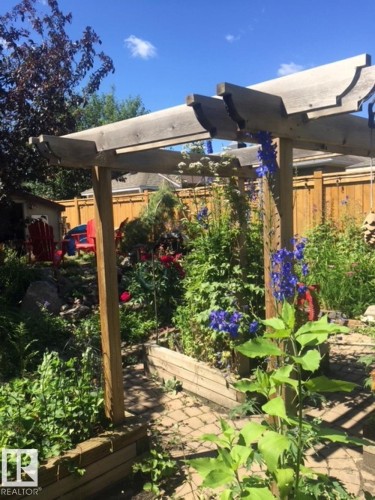 29 Woodlands Road, St. Albert, AB - Outdoor