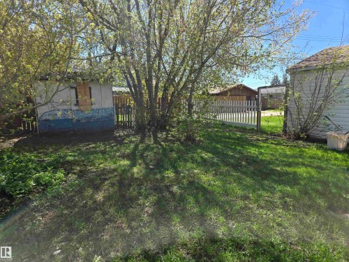 4513 53 Avenue, Wetaskiwin, AB - Outdoor