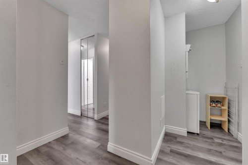 407 9725 106 Street, Edmonton, AB - Indoor Photo Showing Other Room