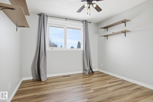 7807 145 Avenue, Edmonton, AB - Indoor Photo Showing Other Room