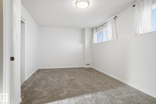 7807 145 Avenue, Edmonton, AB - Indoor Photo Showing Other Room