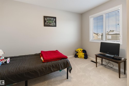 22706 95A Avenue, Edmonton, AB - Indoor Photo Showing Bedroom