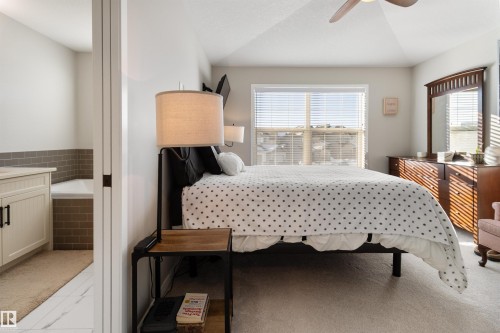 22706 95A Avenue, Edmonton, AB - Indoor Photo Showing Bedroom