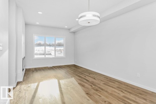 4293 Kinglet Drive, Edmonton, AB - Indoor Photo Showing Other Room