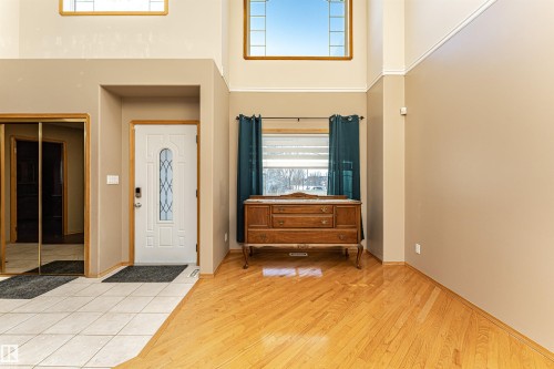 5818 47 Avenue, Beaumont, AB - Indoor Photo Showing Other Room