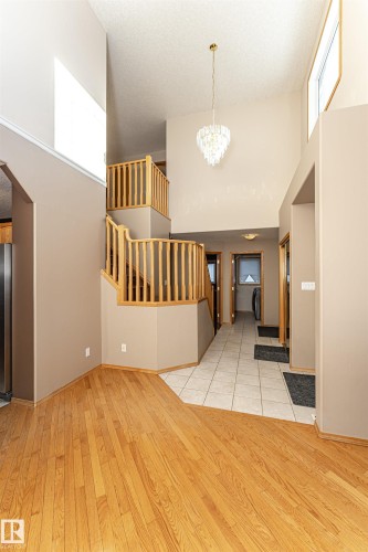 5818 47 Avenue, Beaumont, AB - Indoor Photo Showing Other Room