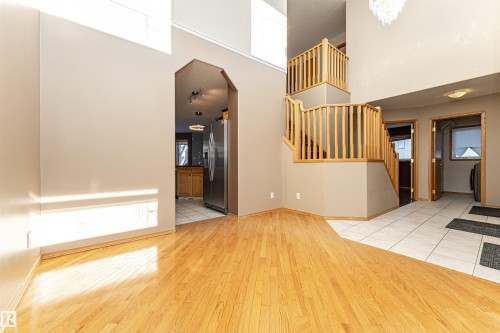 5818 47 Avenue, Beaumont, AB - Indoor Photo Showing Other Room