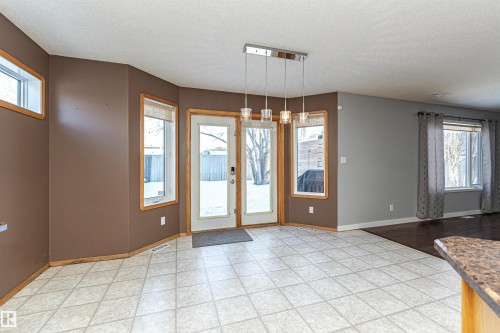5818 47 Avenue, Beaumont, AB - Indoor Photo Showing Other Room