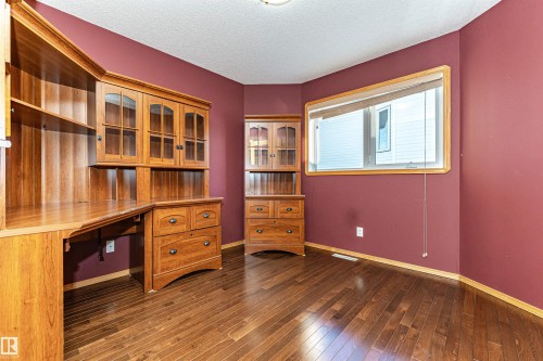 5818 47 Avenue, Beaumont, AB - Indoor