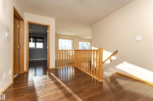 5818 47 Avenue, Beaumont, AB - Indoor Photo Showing Other Room