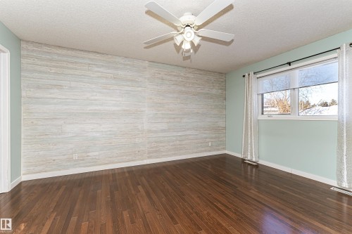 5818 47 Avenue, Beaumont, AB - Indoor Photo Showing Other Room