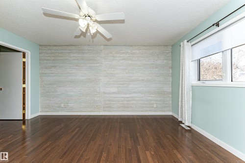 5818 47 Avenue, Beaumont, AB - Indoor Photo Showing Other Room