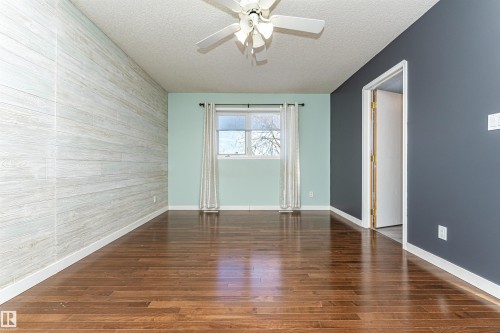 5818 47 Avenue, Beaumont, AB - Indoor Photo Showing Other Room
