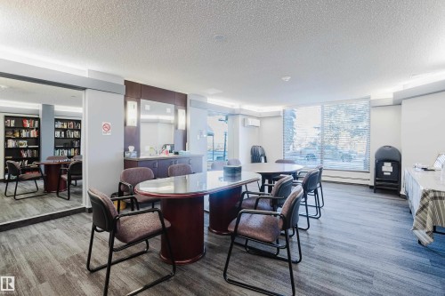 115 10545 Saskatchewan Drive, Edmonton, AB - Indoor