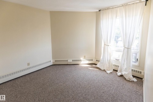 407 11211 85 Street, Edmonton, AB - Indoor Photo Showing Other Room