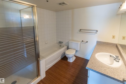 407 11211 85 Street, Edmonton, AB - Indoor Photo Showing Bathroom