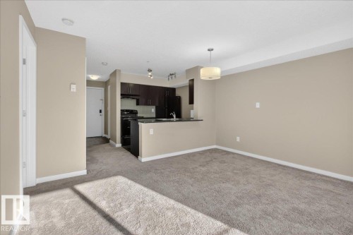 213 1070 Mcconachie Boulevard, Edmonton, AB - Indoor Photo Showing Kitchen